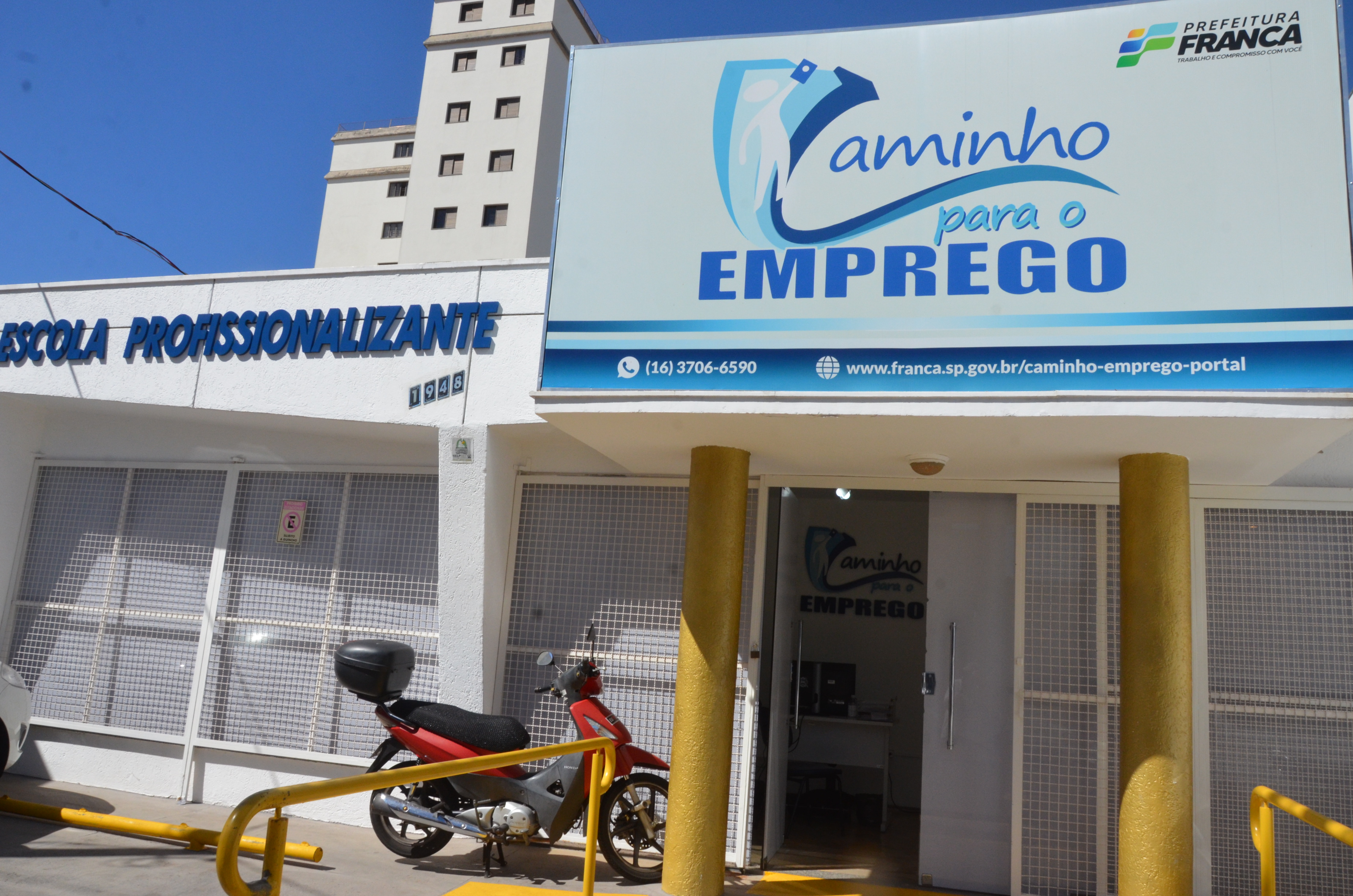 Escola Caminho Emprego original