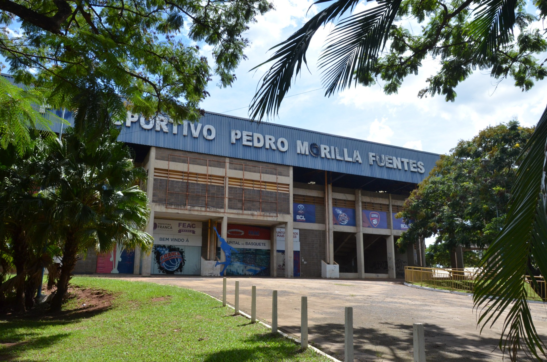 Monumento Basquete original