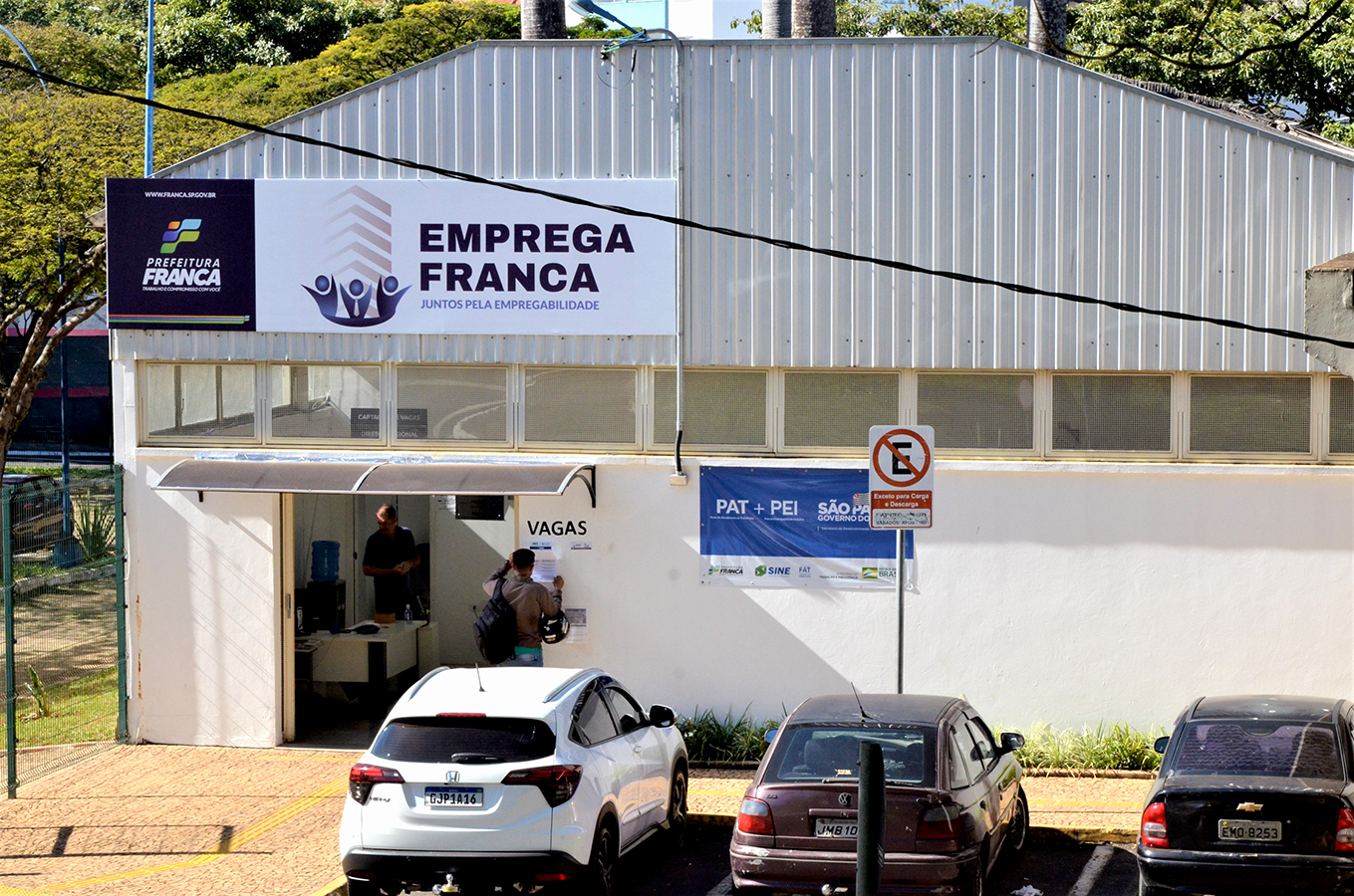 Emprega Franca original