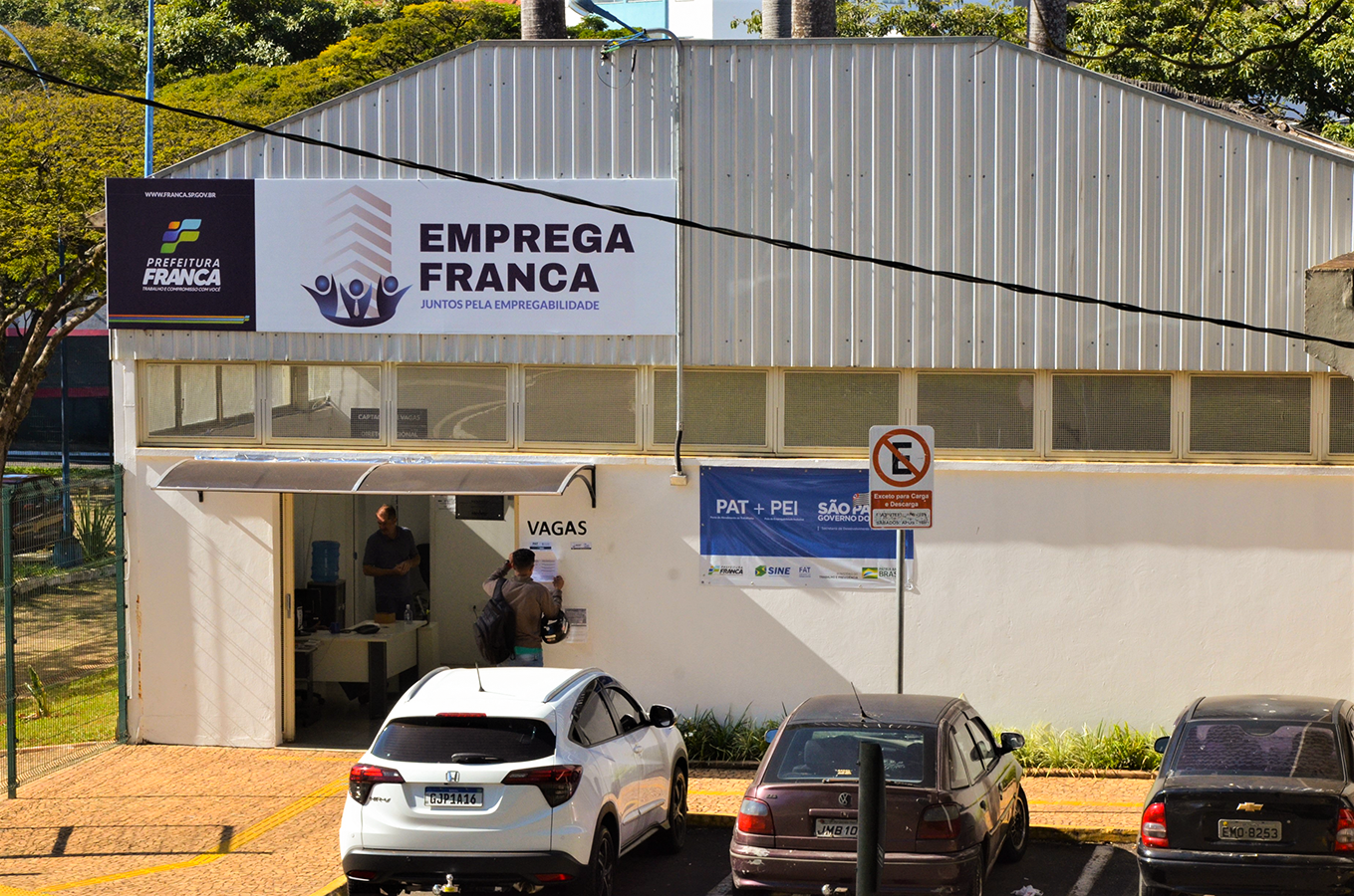 Emprega Franca original