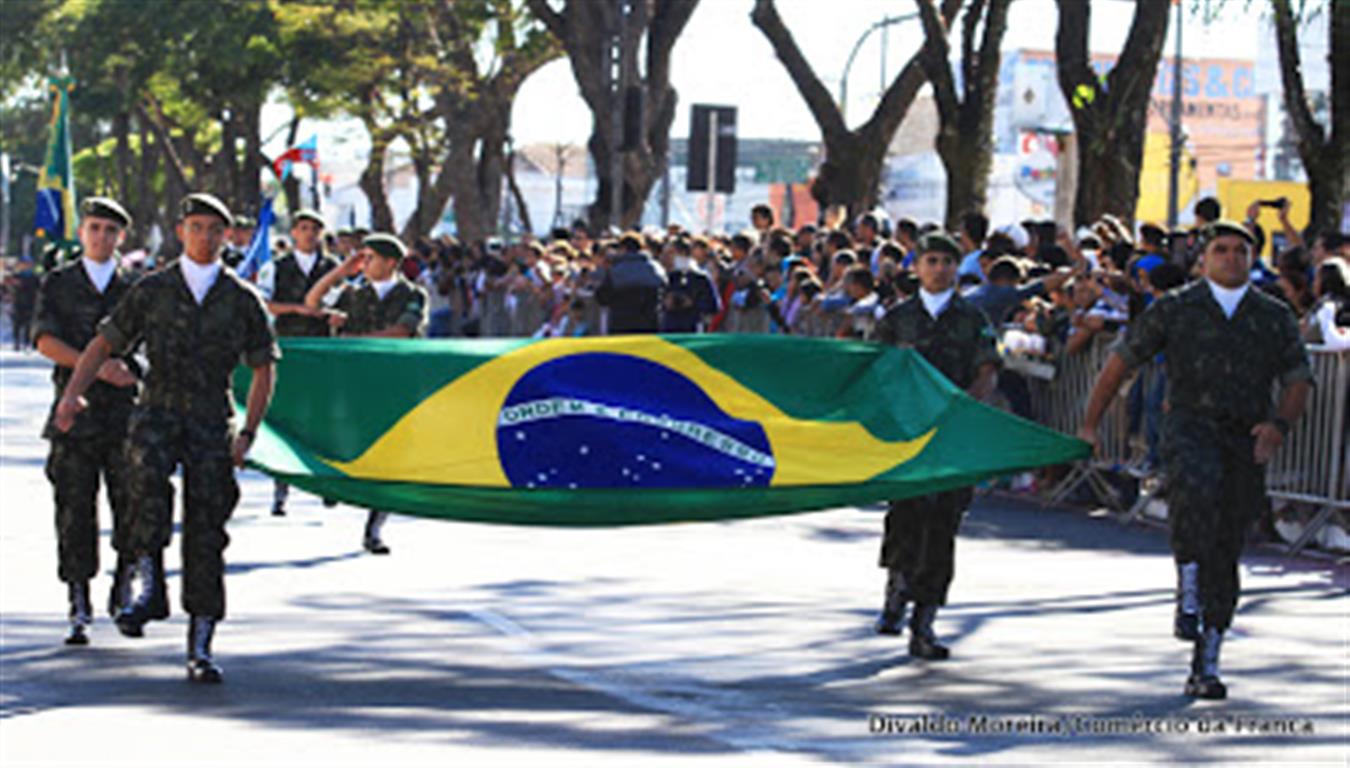 Desfile de Sete Setembro Medium