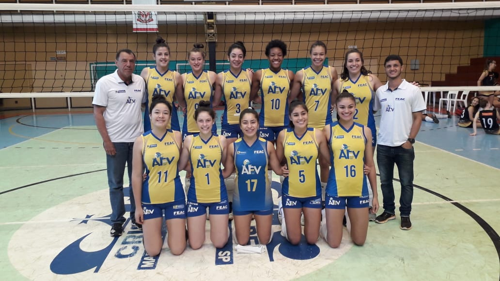 Volei fem vence 21 11 original